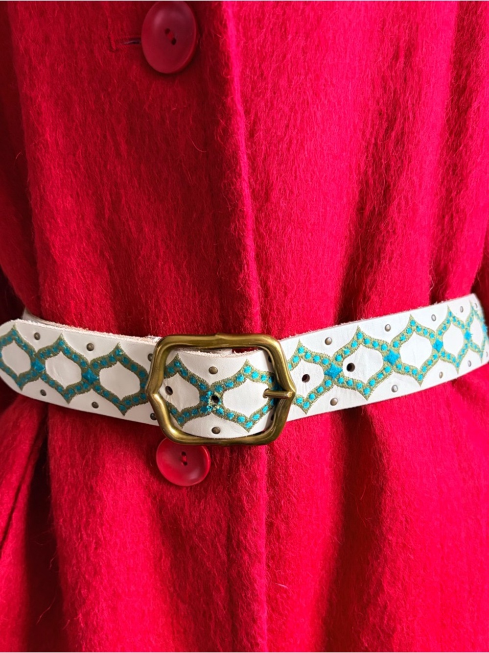 Vintage-Inspired Turquoise Embroidered Western Belt